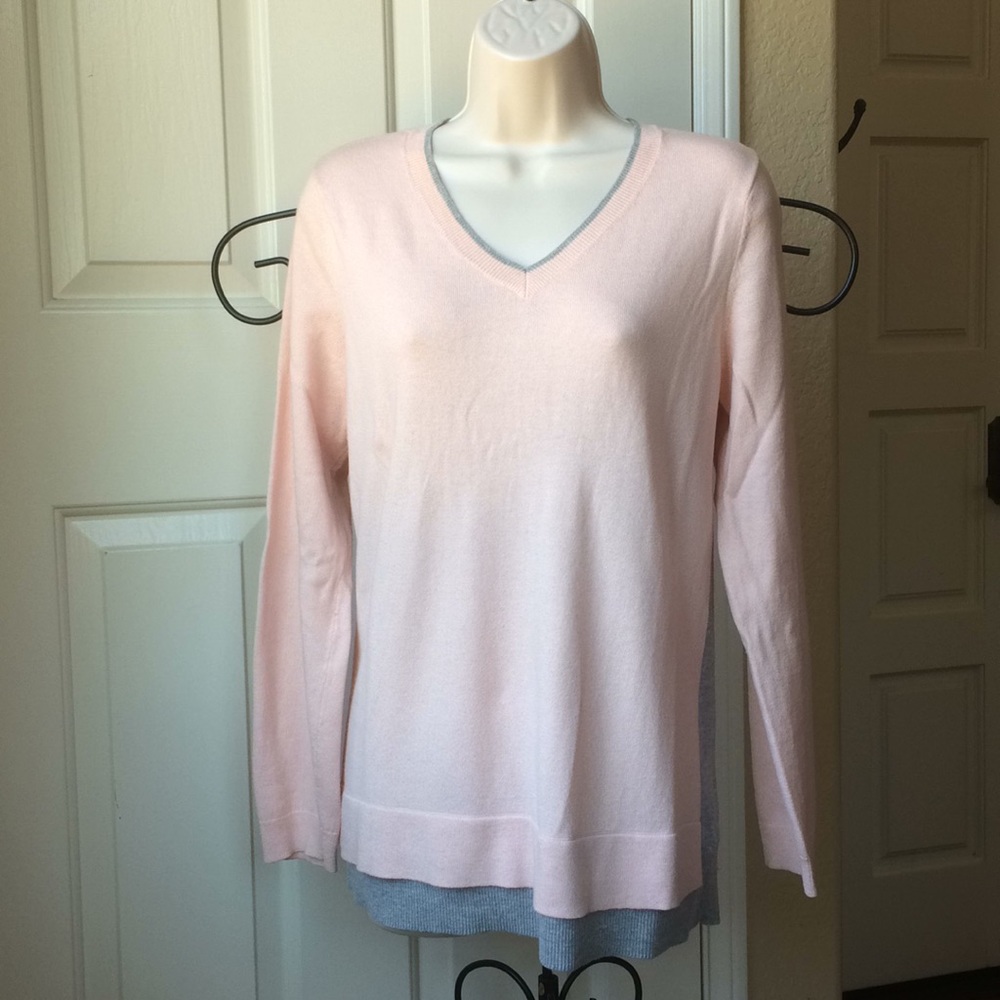 Light pink with gray trim sweater - Picture 1 of 4